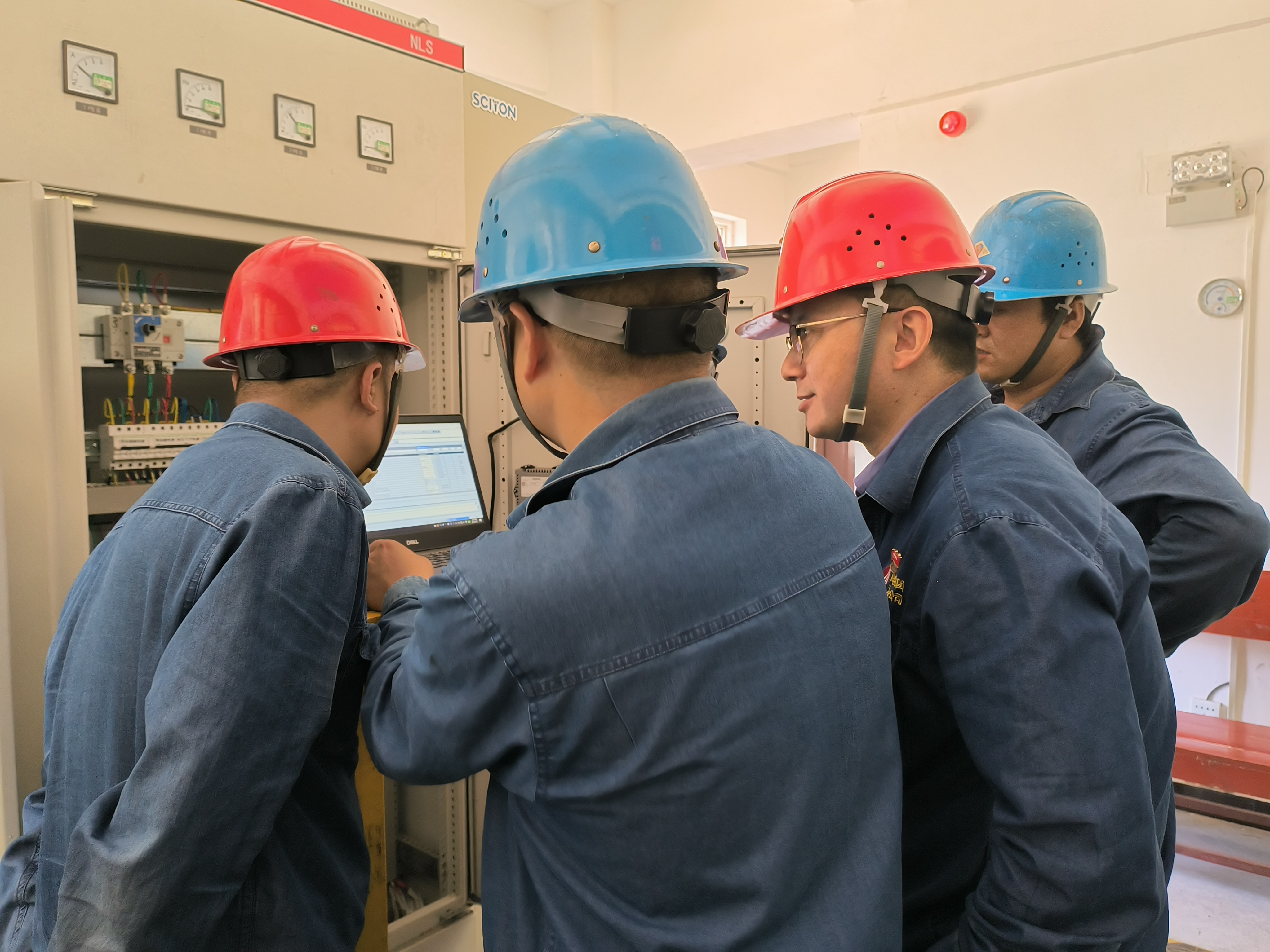 致,八月最可愛的人 致,八月最可愛的人