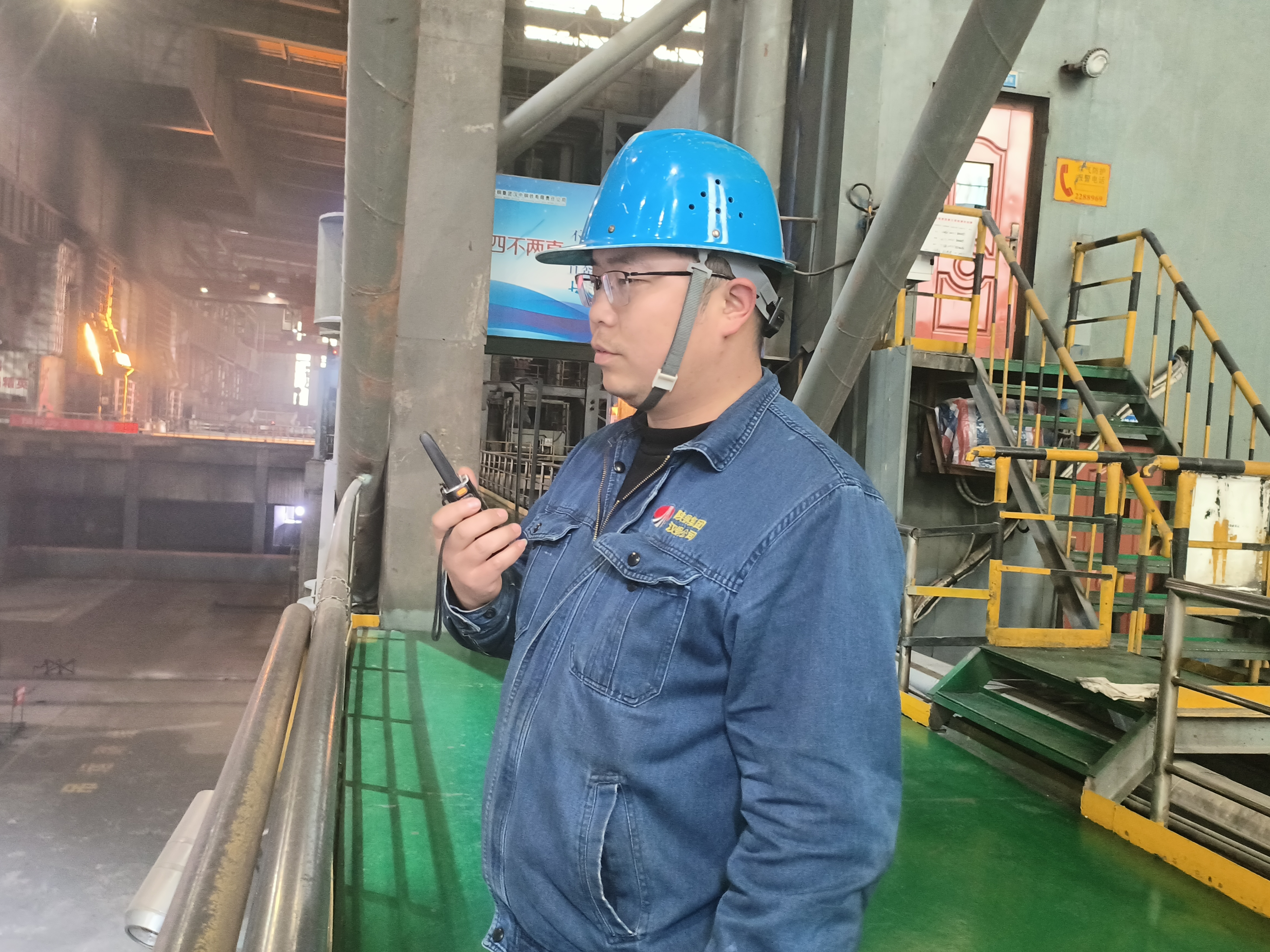 戰高溫,堅守一線不服“暑” 戰高溫,堅守一線不服“暑”