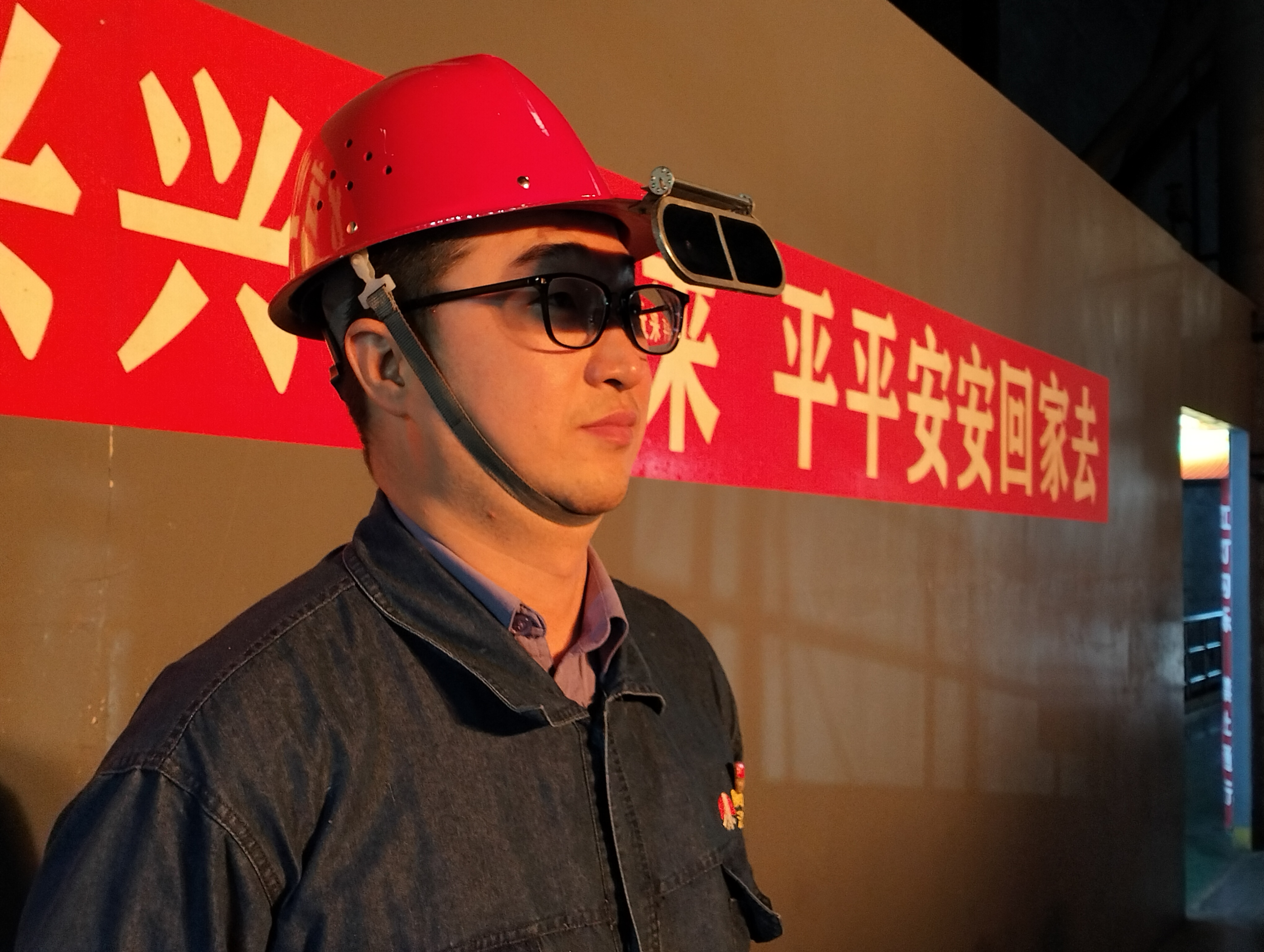 戰高溫,堅守一線不服“暑” 戰高溫,堅守一線不服“暑”