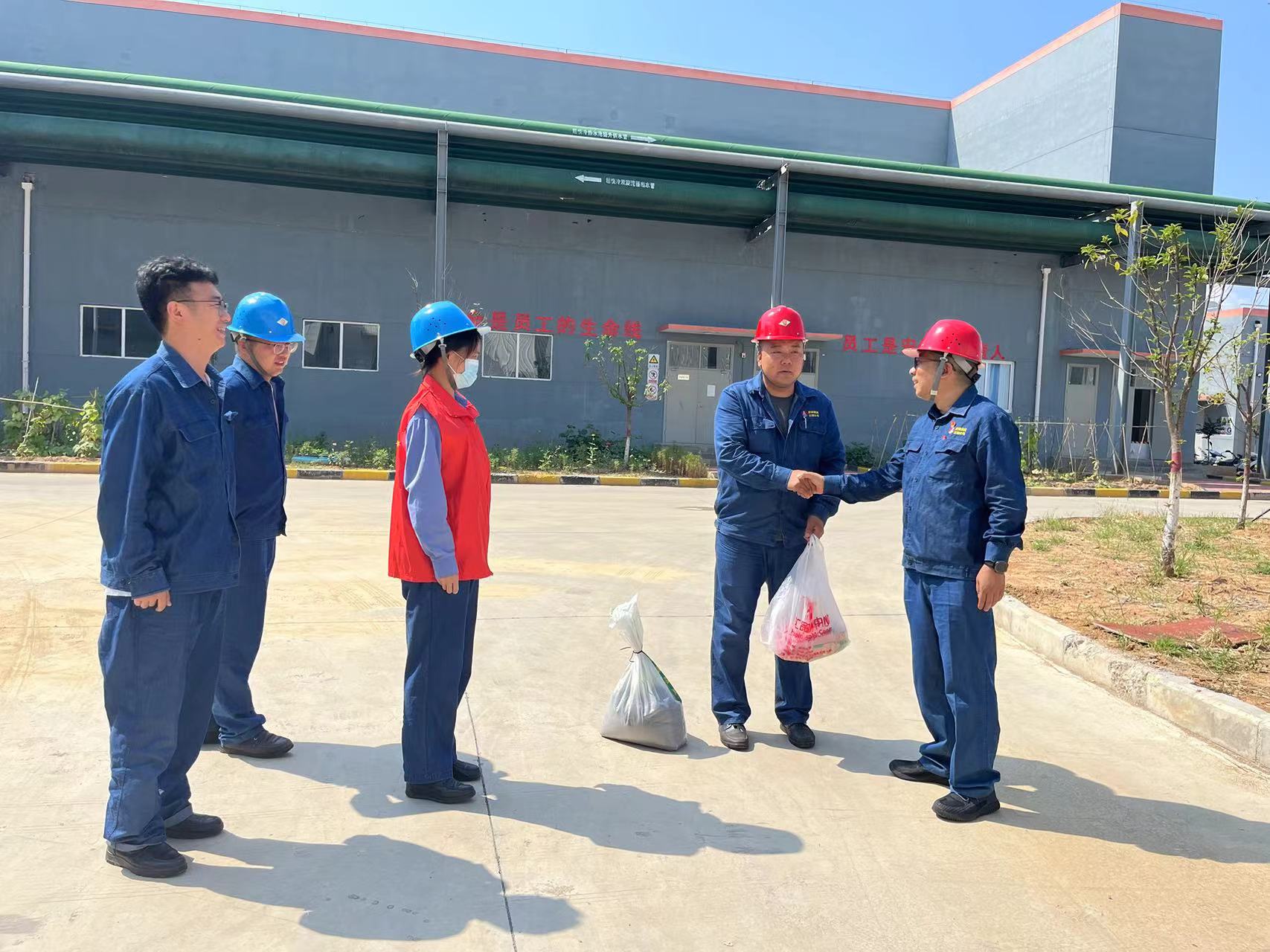 多元賦能 擦亮“黨建+”最紅底色 多元賦能 擦亮“黨建+”最紅底色