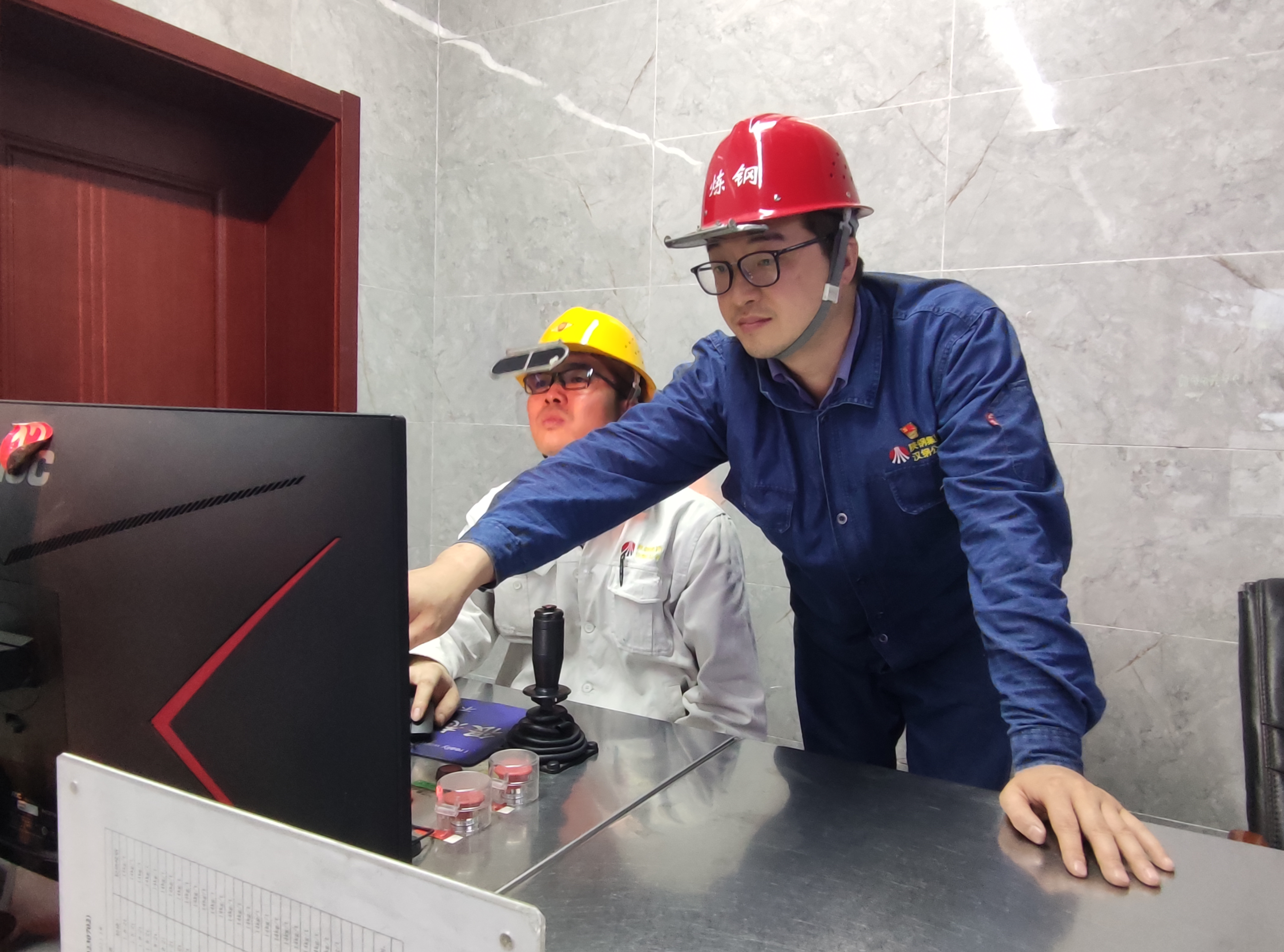 ���ഺ�����^����׌�ഺ��һ���W��