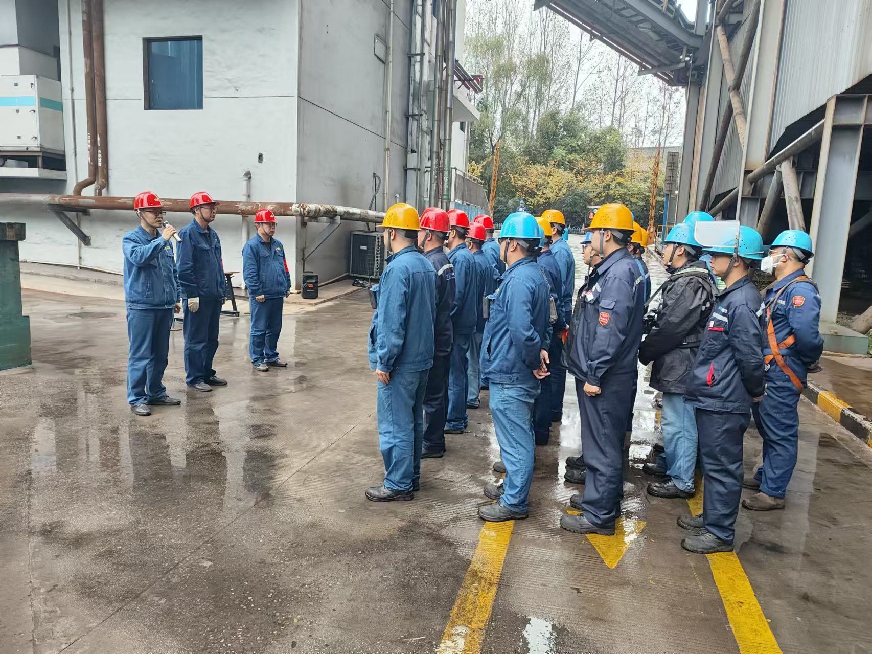 ���­h���������ԣ������Gɫ��̼��Ч�\��