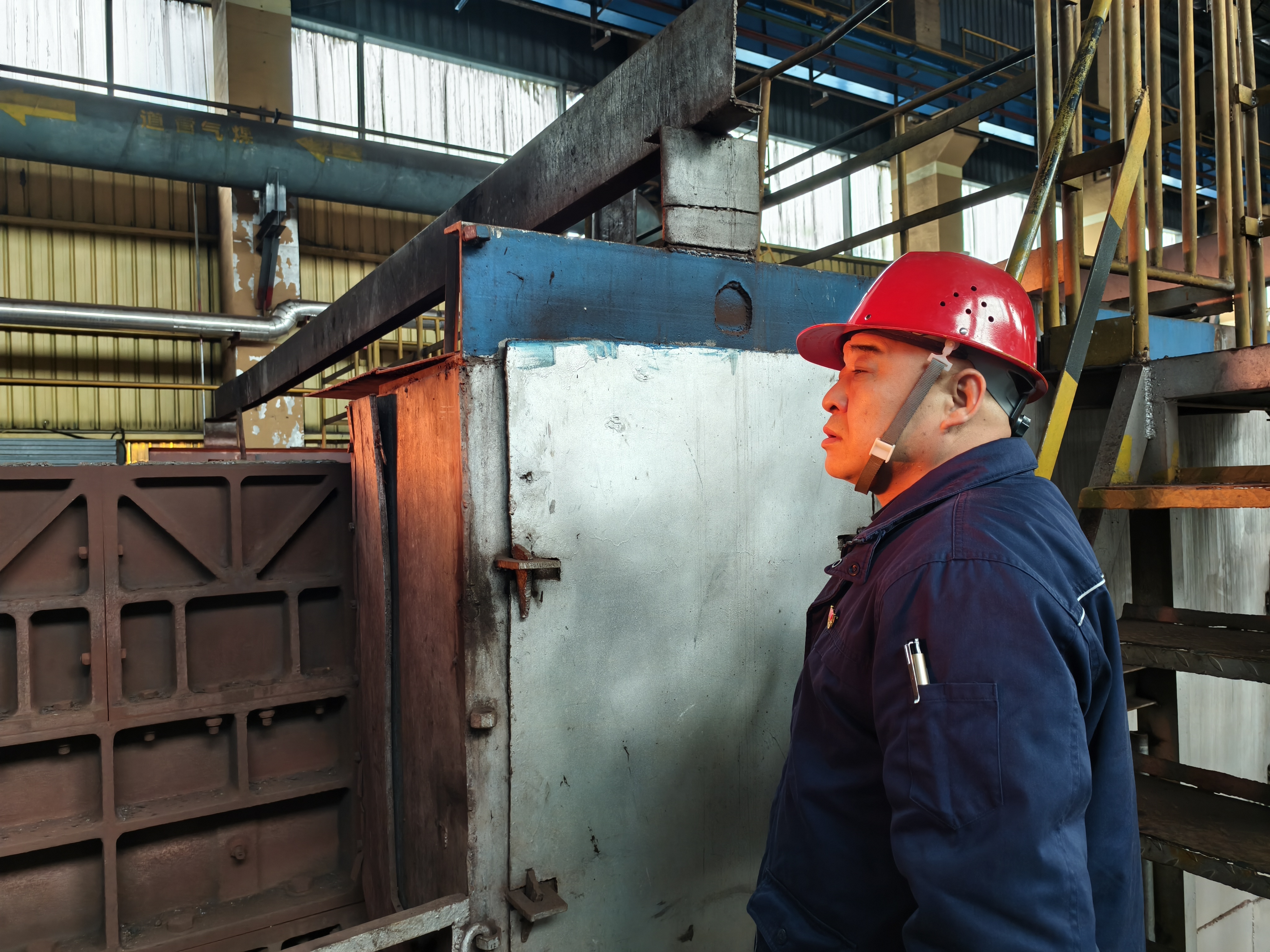 從黑夜到白晝,守護安全生產“不打烊” 從黑夜到白晝,守護安全生產“不打烊”