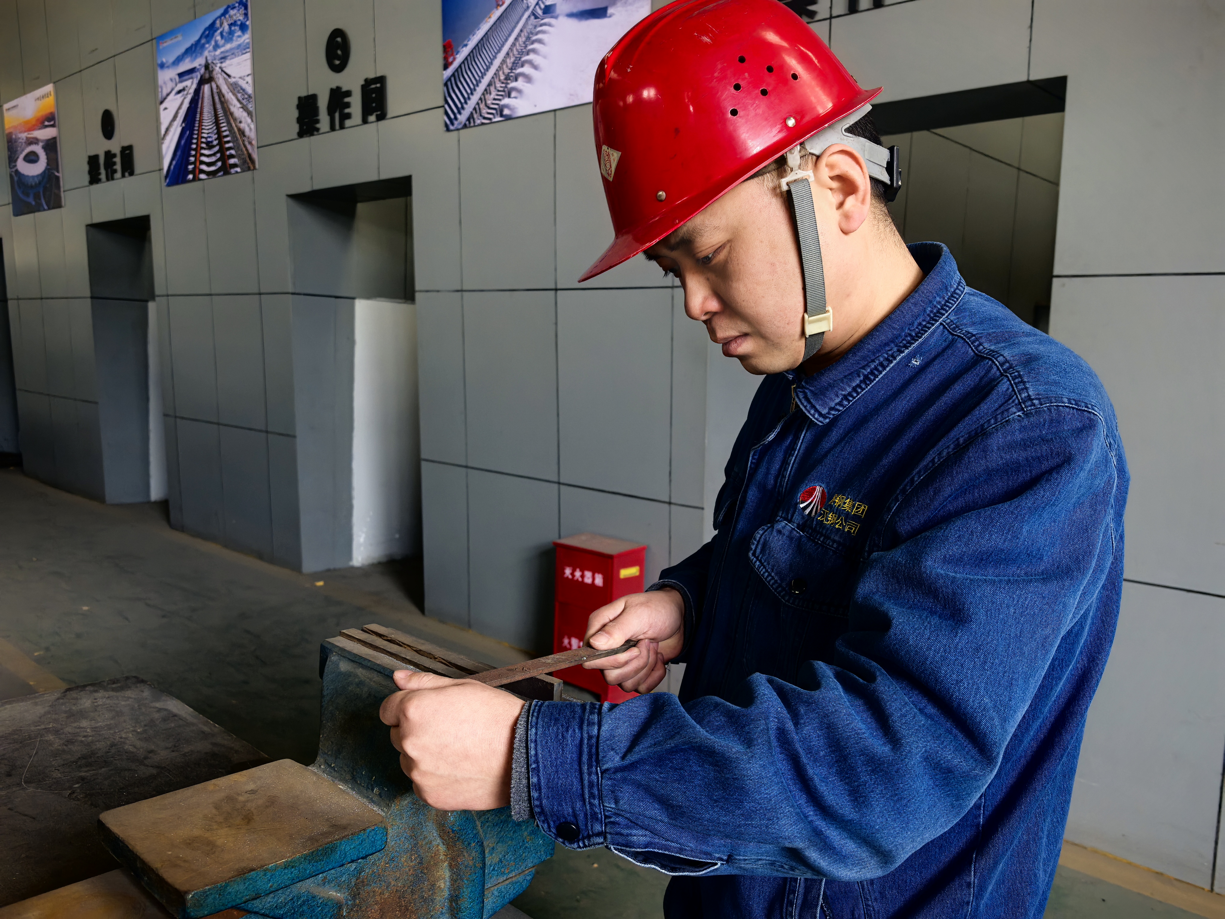 彭兵:十年磨一劍 勇當多面手 彭兵:十年磨一劍 勇當多面手