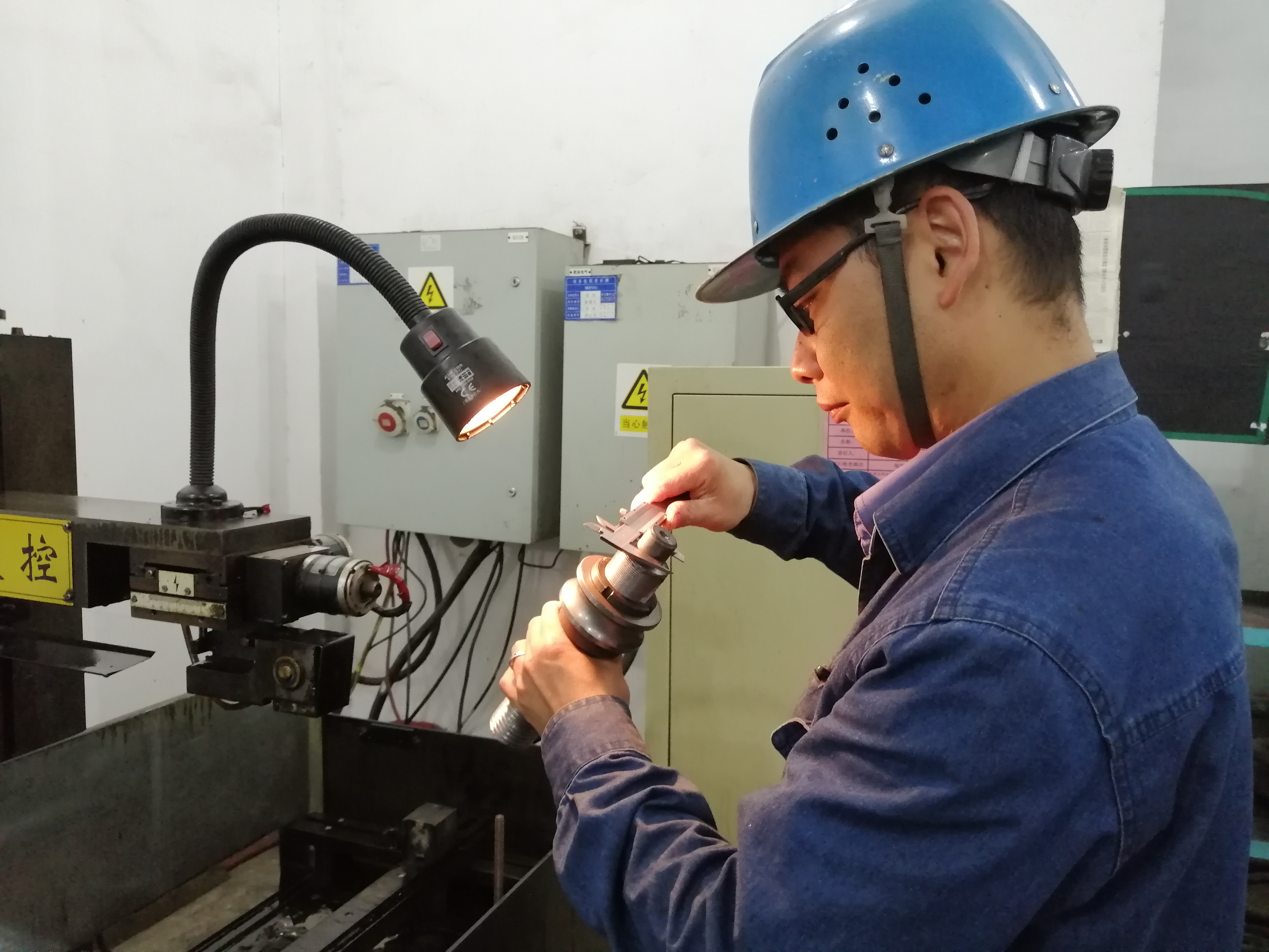 小技改釋放大能量 為安全生產“錦上添花” 小技改釋放大能量 為安全生產“錦上添花”