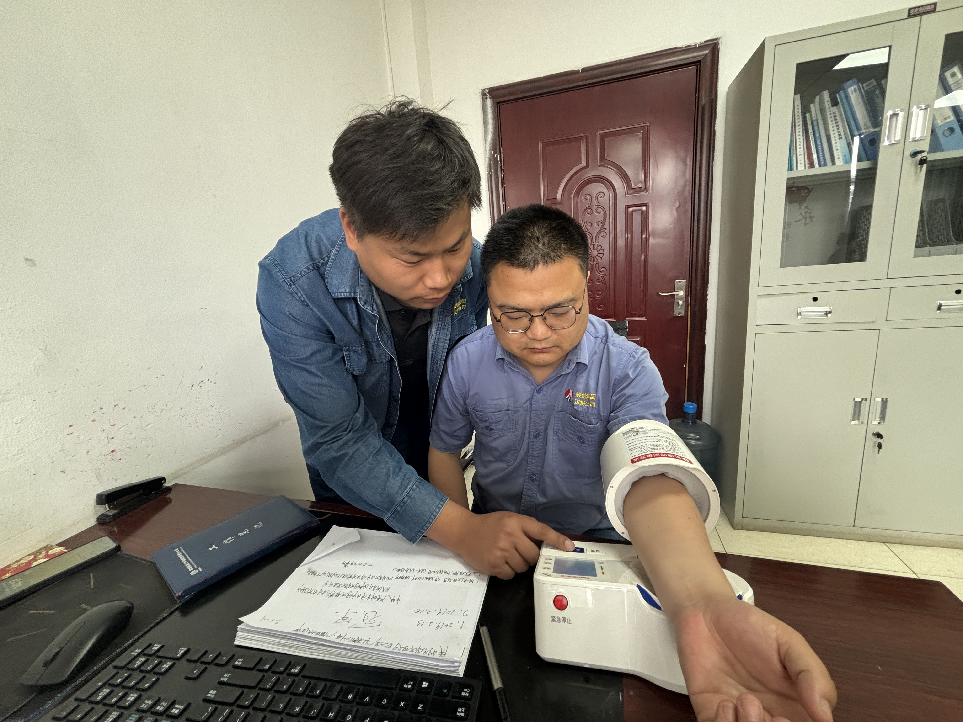 �������������� �c�����Ҹ�����耳ס�