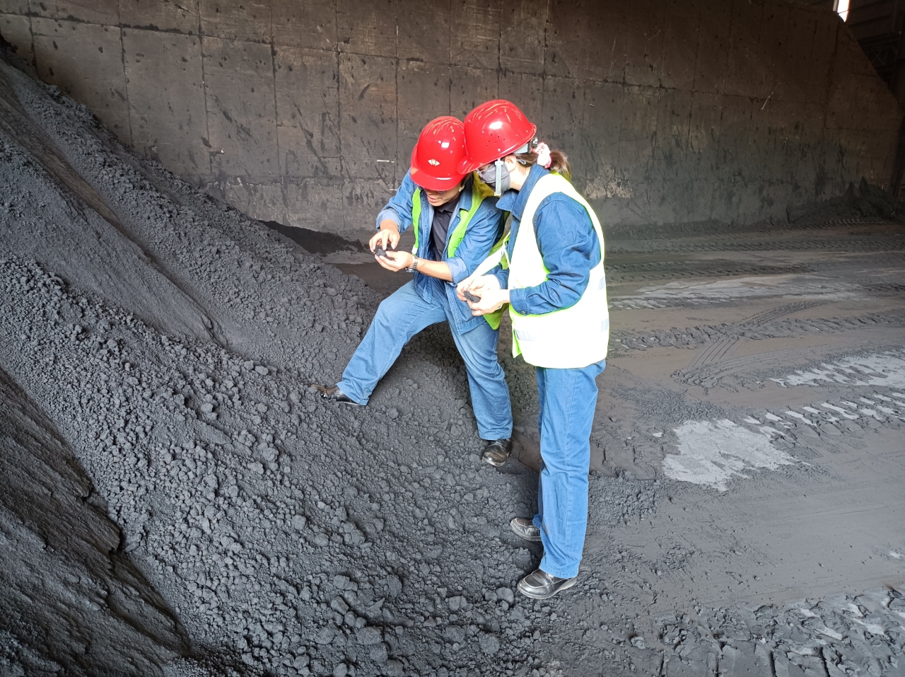 當“五一”遇見堅守:他們以奮斗之名,書寫勞動光榮 當“五一”遇見堅守:他們以奮斗之名,書寫勞動光榮