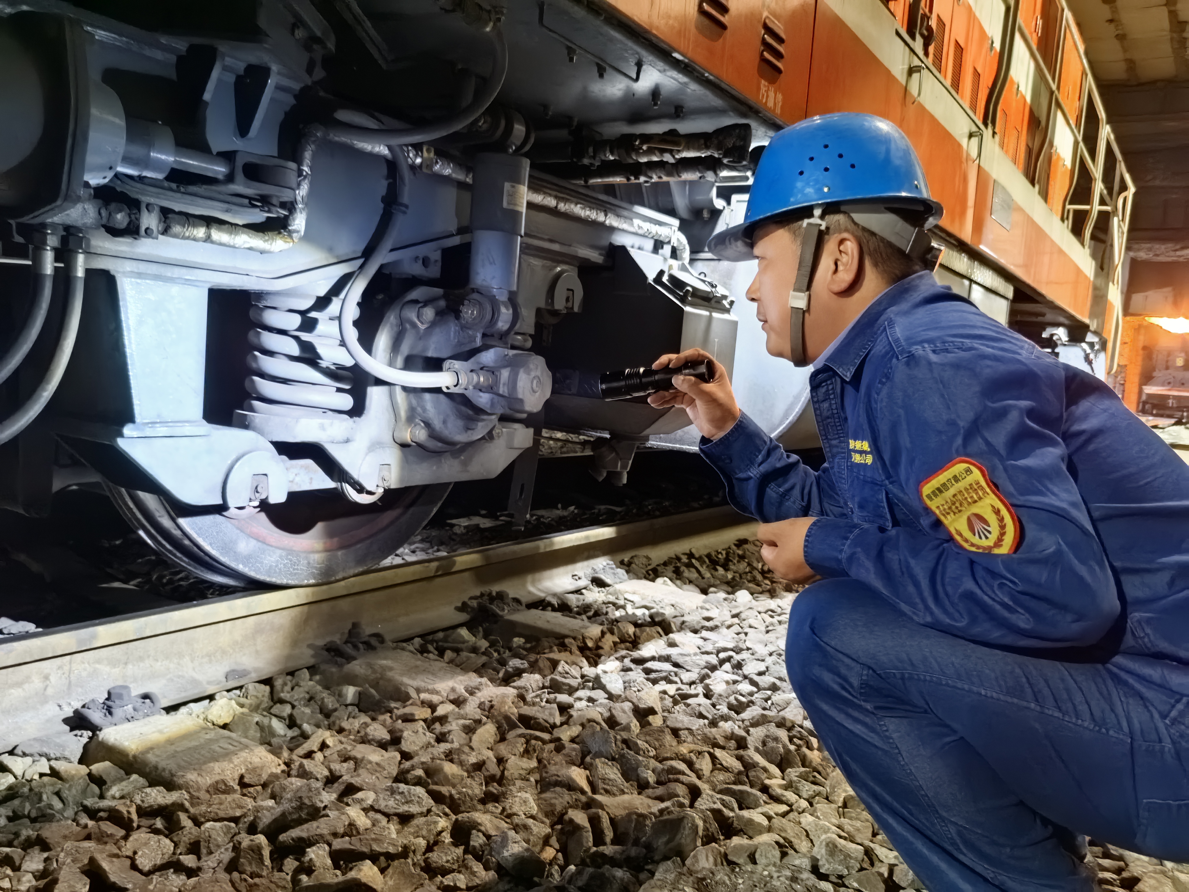 深夜 “副本” 通關(guān)實(shí)錄,一群人的熱血鏖戰(zhàn) 深夜 “副本” 通關(guān)實(shí)錄,一群人的熱血鏖戰(zhàn)