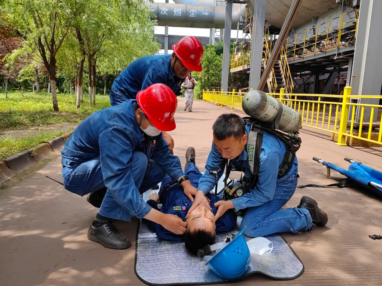 ��(x��)΢̎�l(f��)�� ��푽�����Ч���M(j��n)������