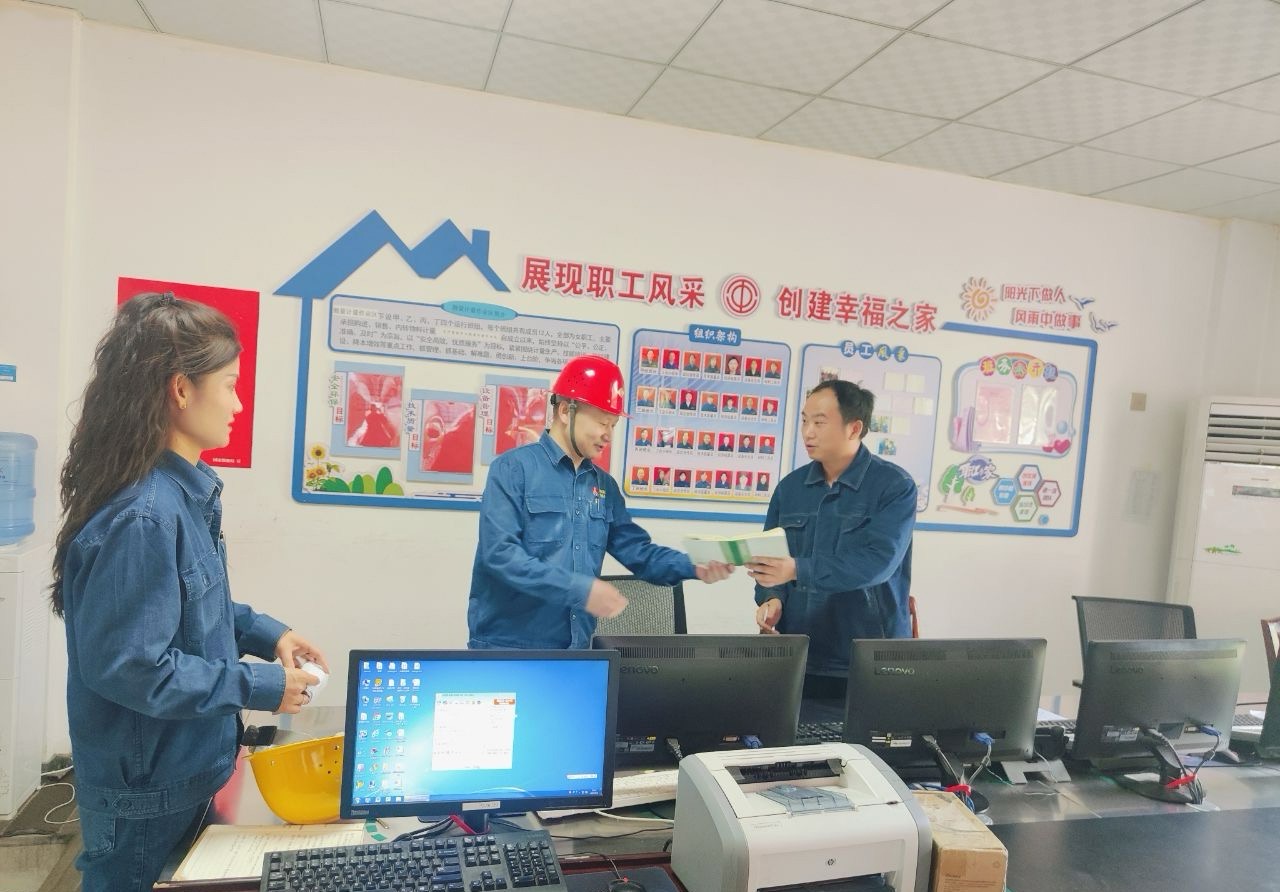 以“鏈”為核,織密責(zé)任協(xié)同網(wǎng) 以“鏈”為核,織密責(zé)任協(xié)同網(wǎng)