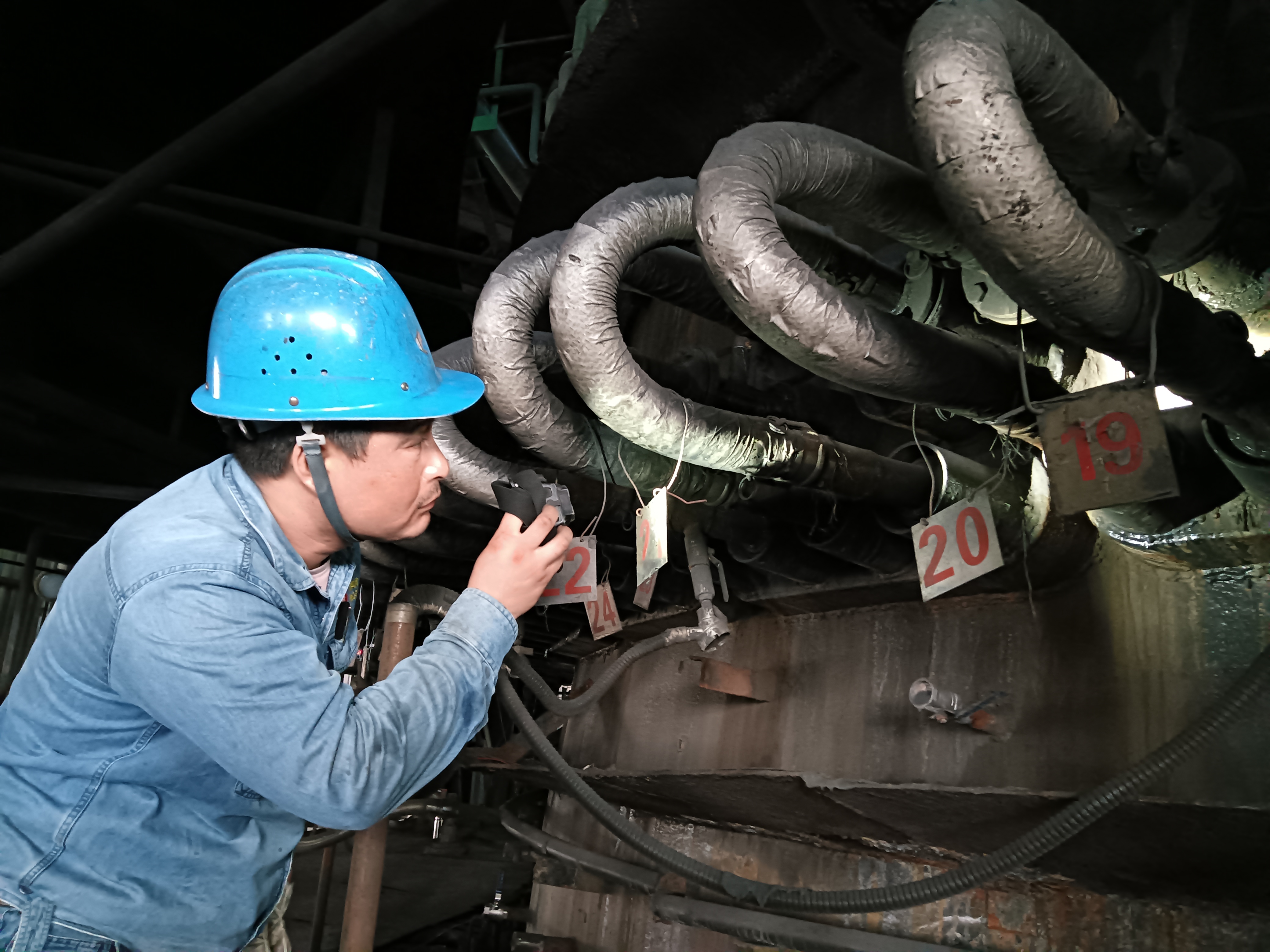 ��ͻ�ƣ��ԃ�(n��i)��(qi��ng)�ܿ��������a(ch��n)Ч��