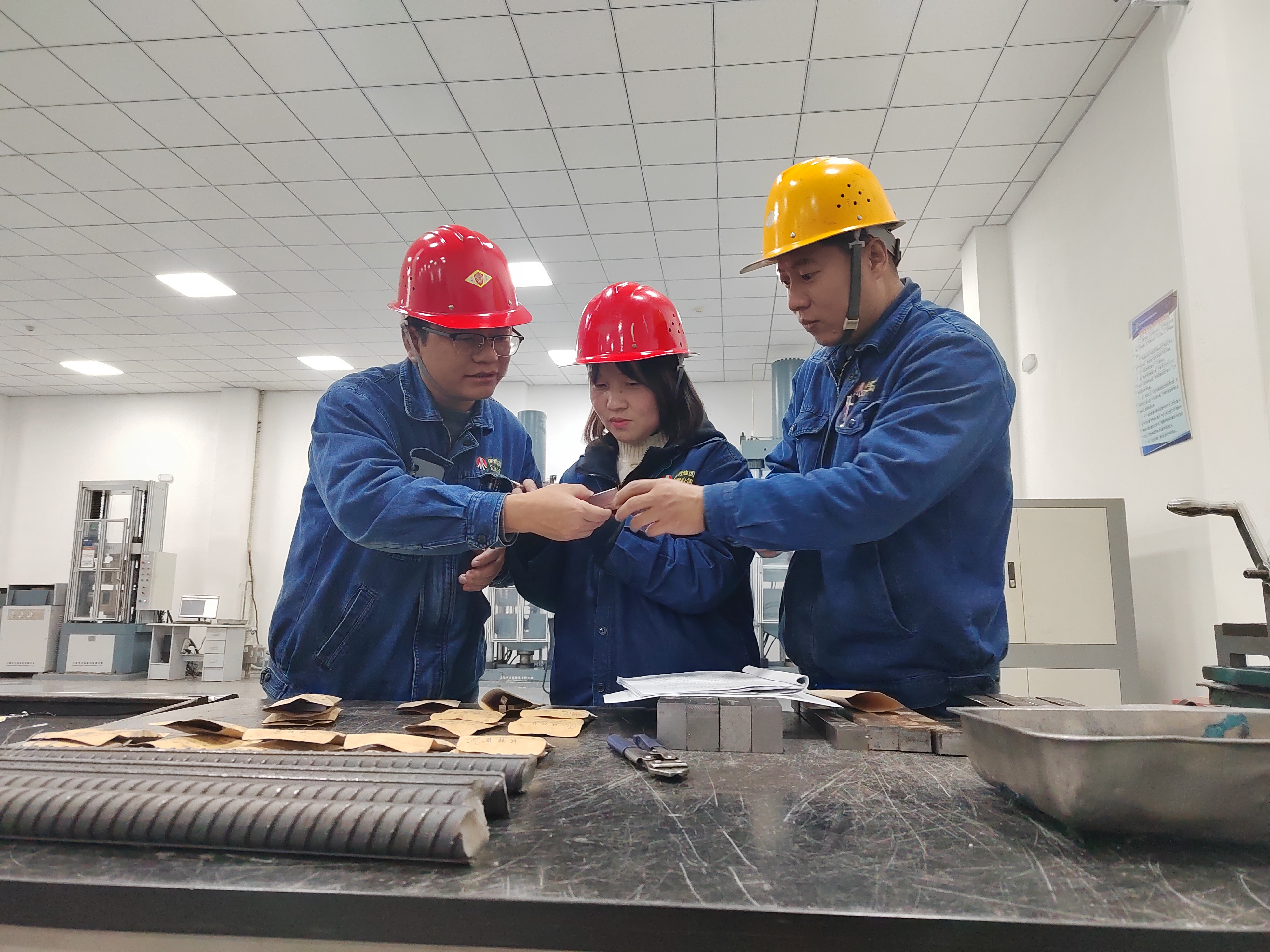 �����¡��|����׌���|���¡������|����