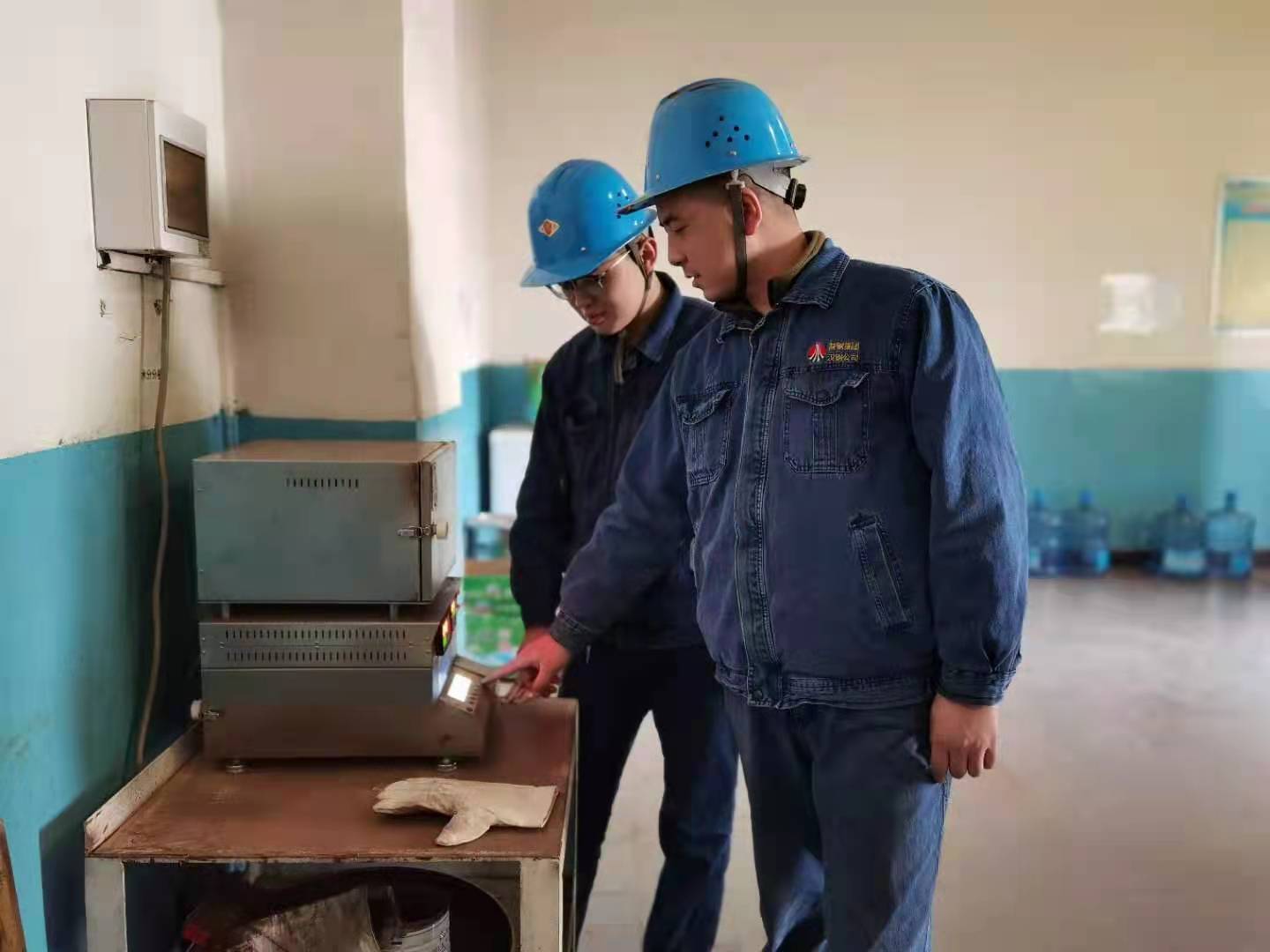 �Ծ���������� �ƄӸĸ�lչ���|�U��