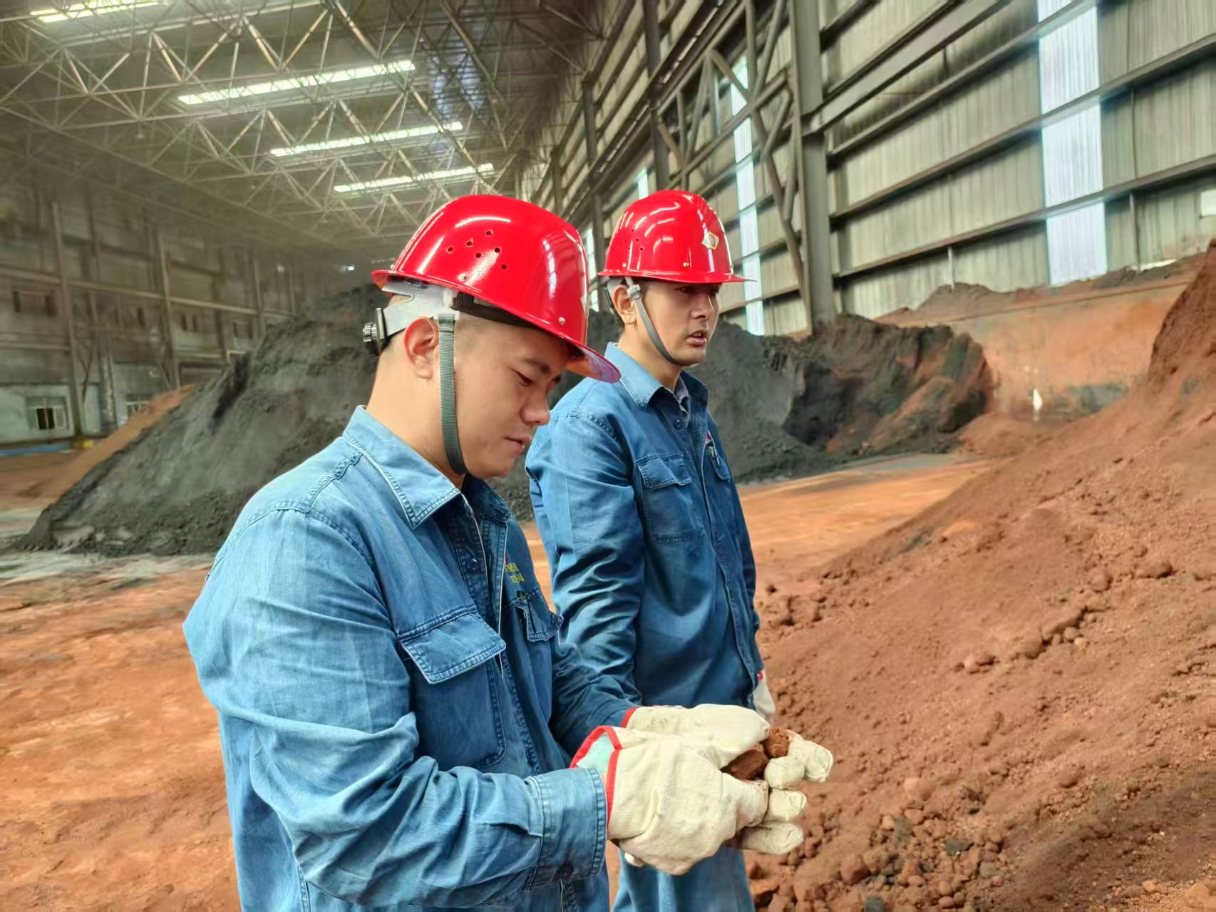 以“紅色引擎”驅動黨員領航攻堅