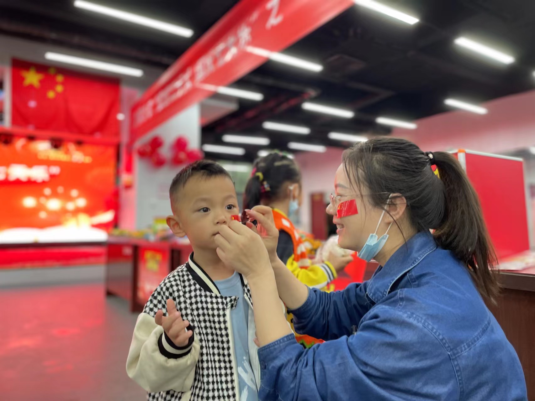 ����߅���h��(w��)�������֡�