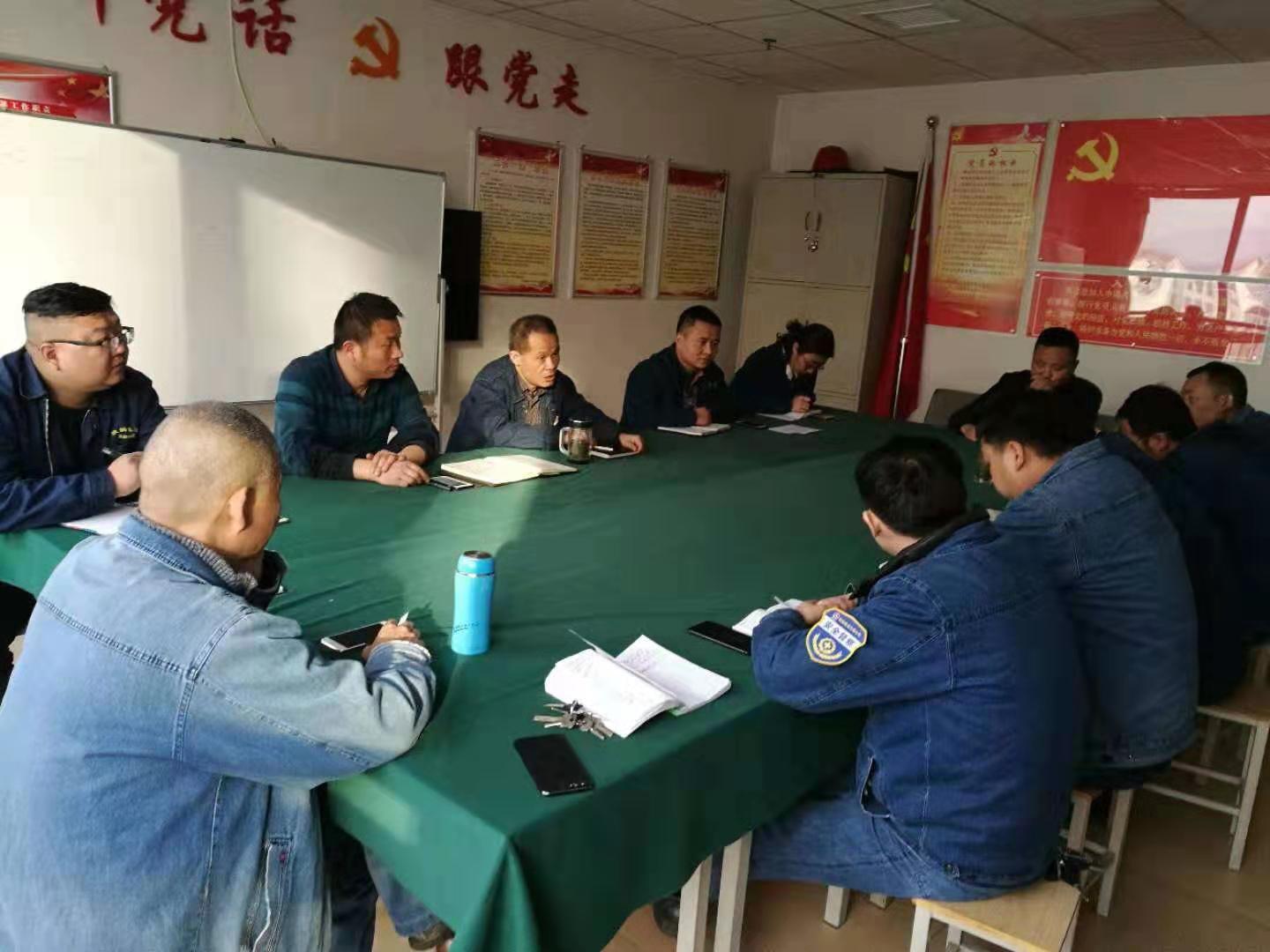 【美麗漢鋼】春暖花開季 護綠增綠正當(dāng)時 ——漢鋼公司打響春季綠化美化攻堅戰(zhàn) 【美麗漢鋼】春暖花開季 護綠增綠正當(dāng)時 ——漢鋼公司打響春季綠化美化攻堅戰(zhàn)