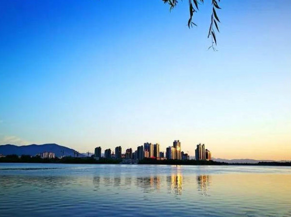 ��䓳���Է���h��֮��