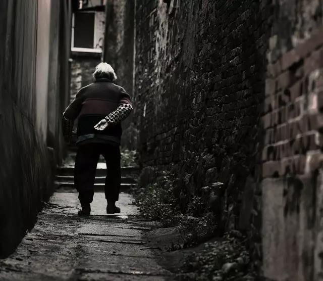 ��䓳���Է��ĸ�����