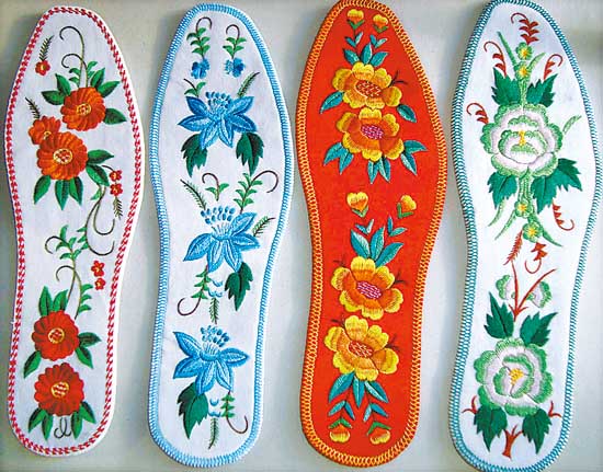 ��䓳���Է��ĸ�H��Ь�|