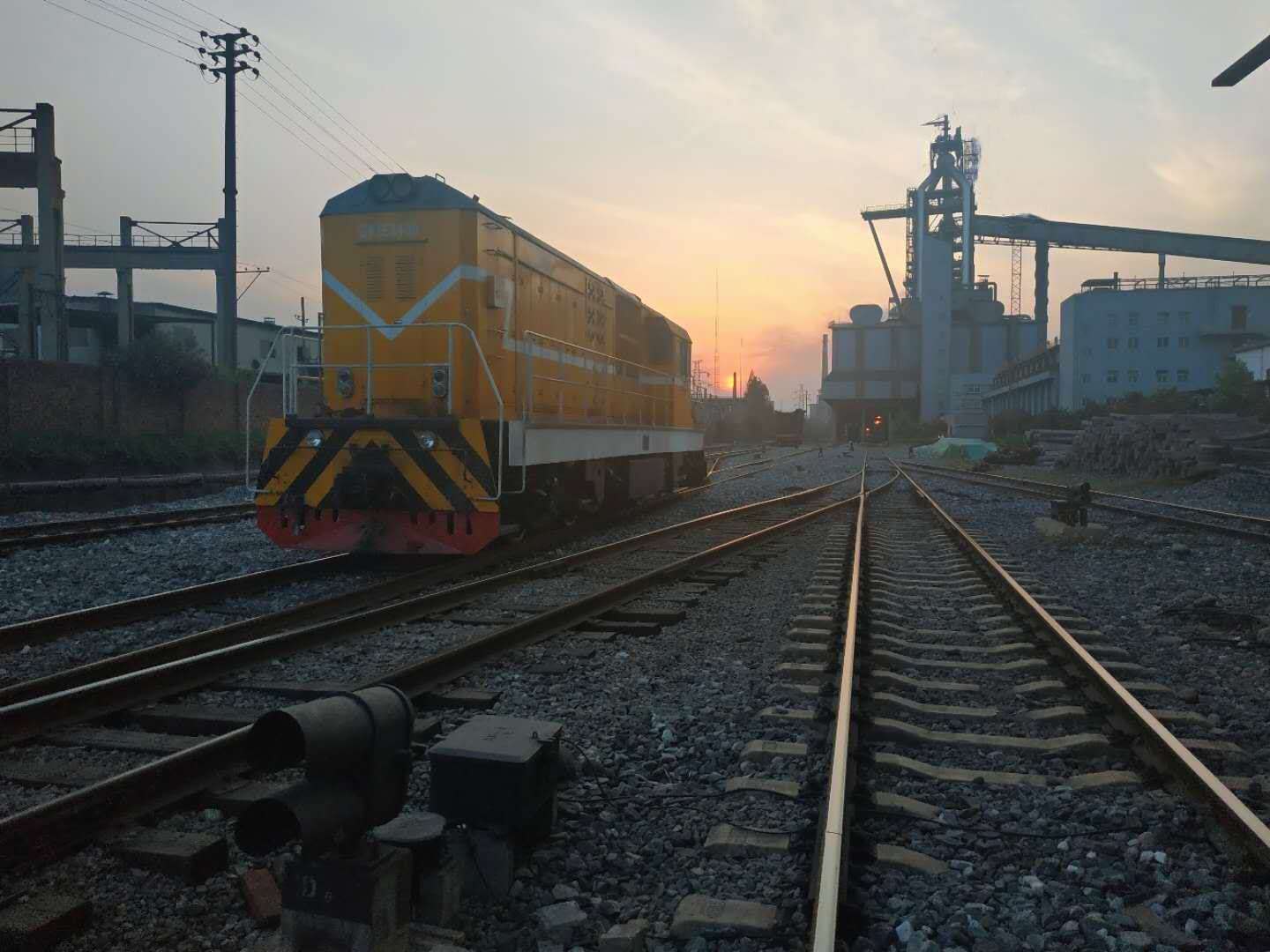 ��䓳���Է��䓳��L���@߅����