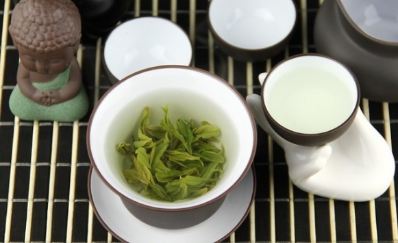 ��䓳���Է����������