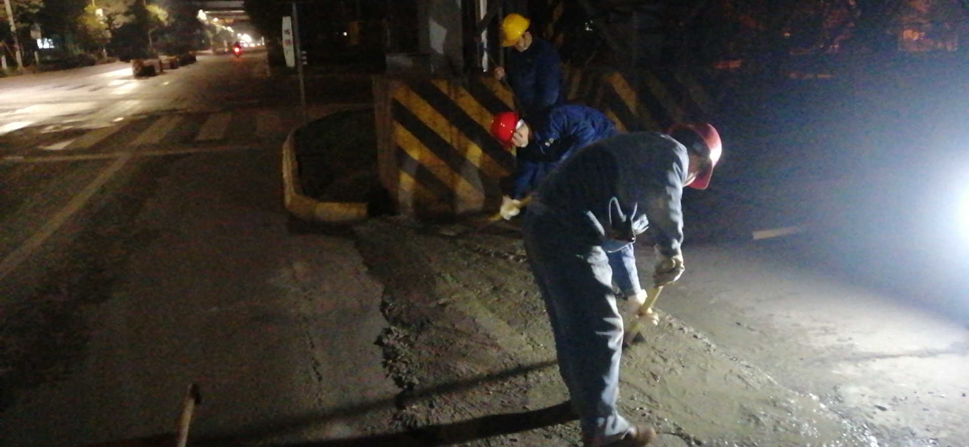 ��䓳���Է����һĨ����