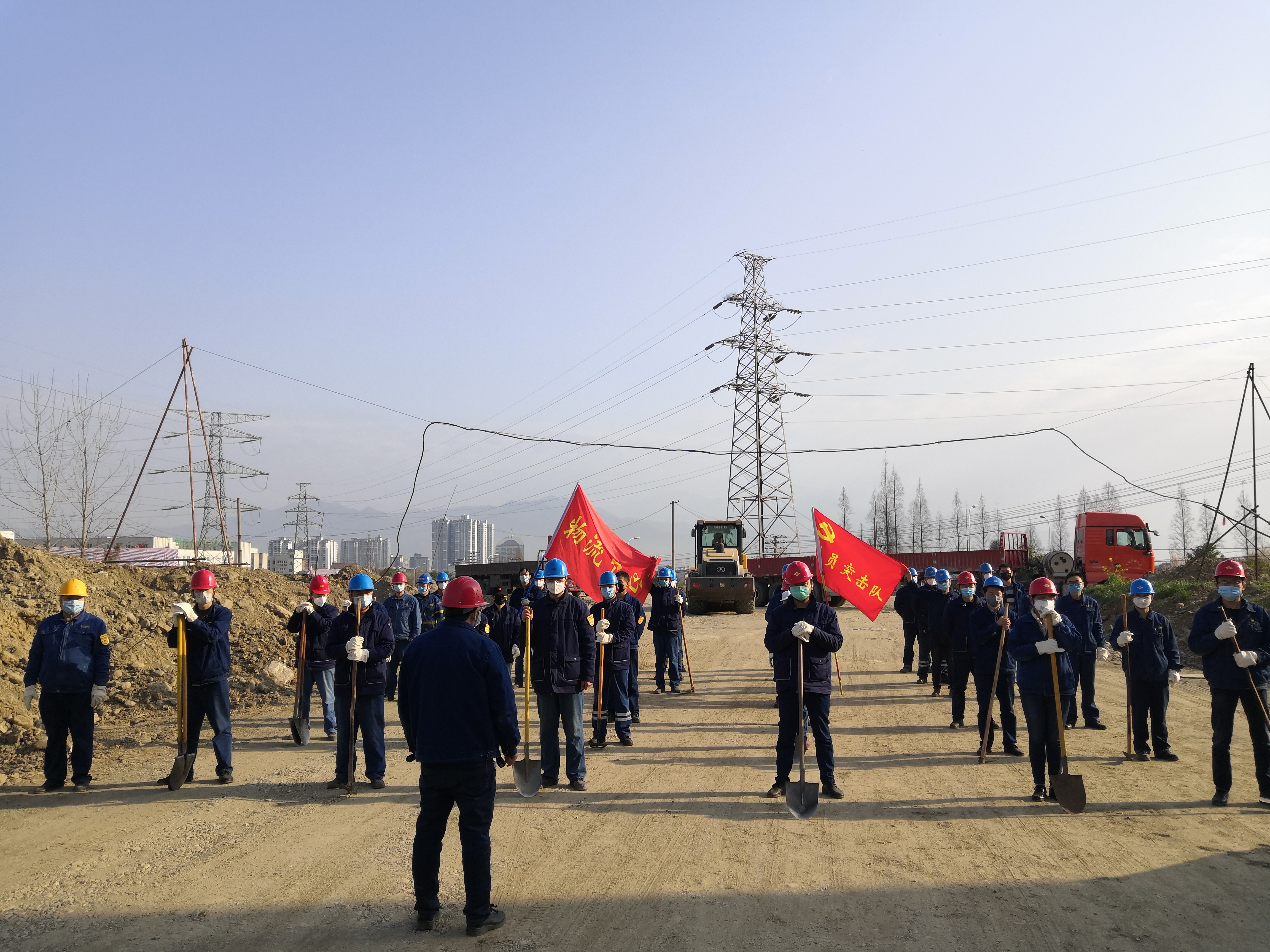 【美麗漢鋼】物流中心積極開展 “植樹節”主題活動 【美麗漢鋼】物流中心積極開展 “植樹節”主題活動