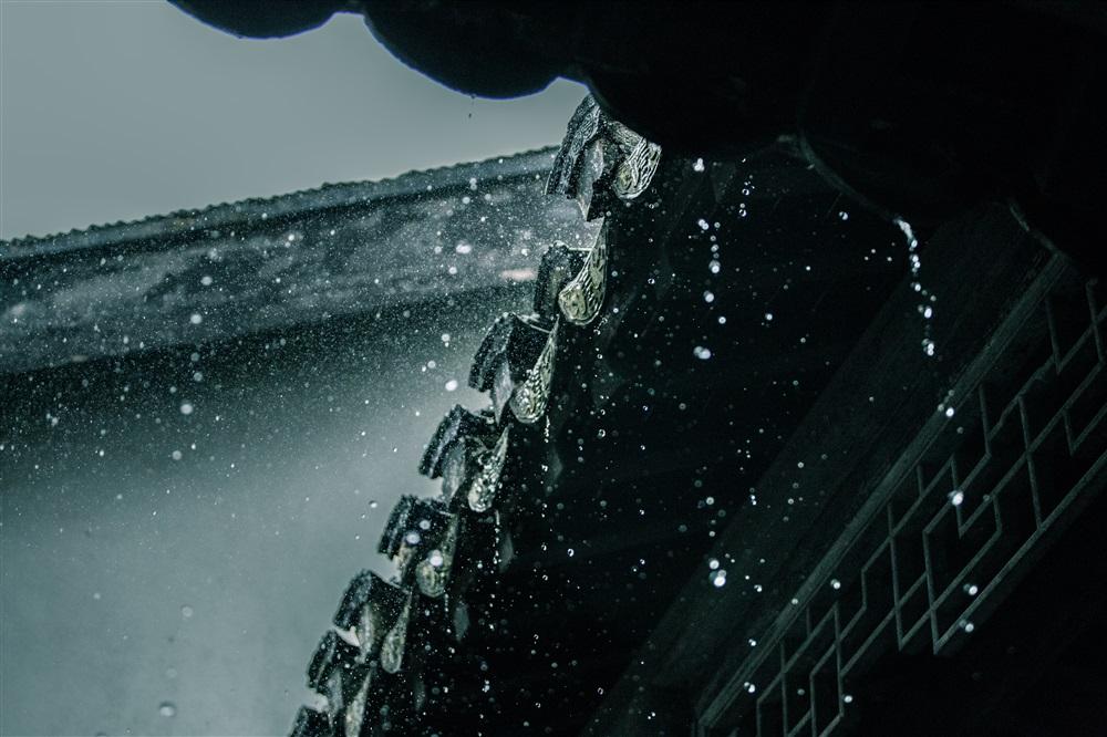 【鋼城文苑】雨中遐思