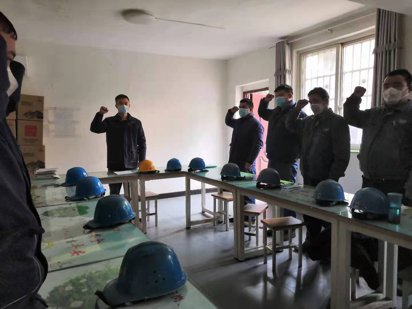 ��ǰ��ጷŴ�������