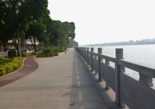 百里江畔迎春風(fēng) 百里江畔迎春風(fēng)